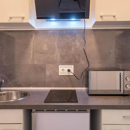 Ruesuite Iii - Gemuetliches In * 에센