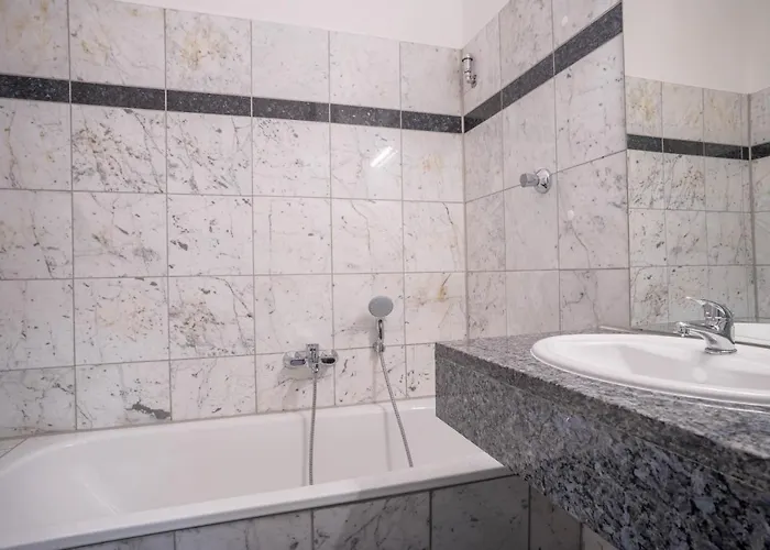 Rüsuite Iii - Gemütliches In